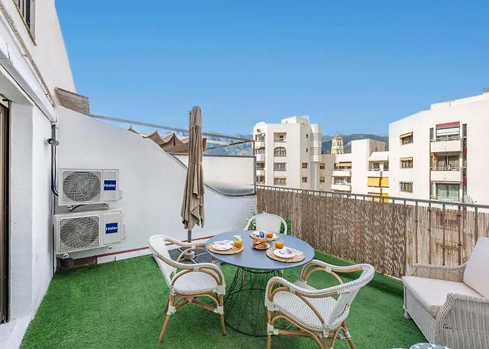 Apartmán Modern 1 Bedroom Apartment, Steps From The Sea & Downtown *