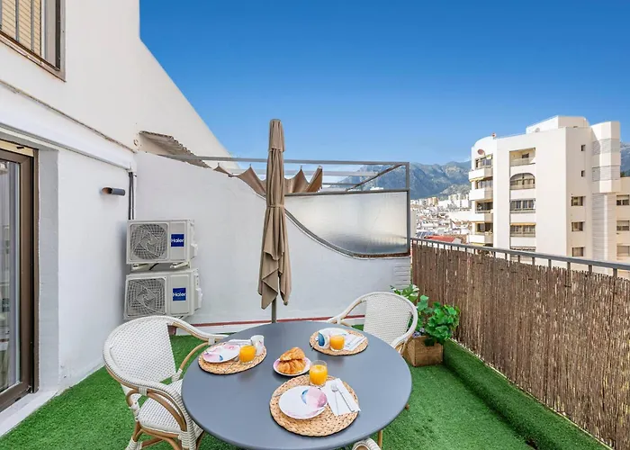 Lägenhet Modern 1 Bedroom Apartment, Steps From The Sea & Downtown Marbella